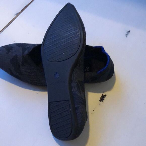 Rothy’s Black and Grey Leopard Pattern. - Picture 3 of 10